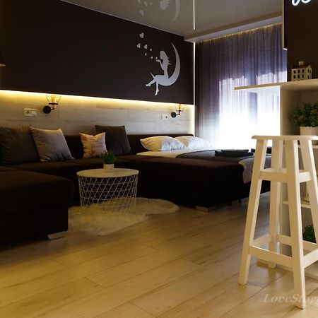 Luxury Apartments «Love Story» Ivano-Frankivsk Luaran gambar